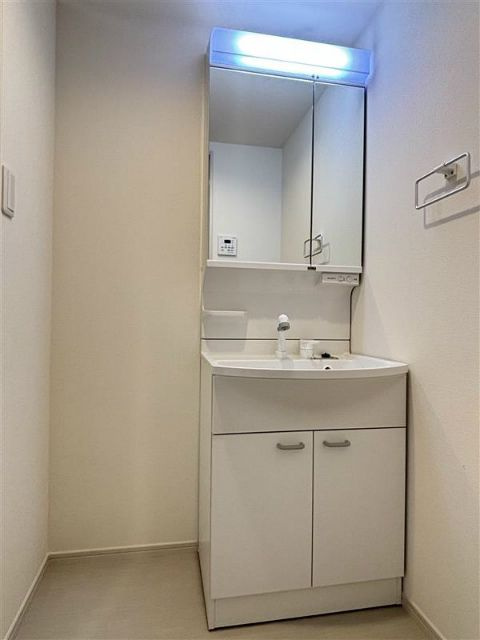 リブリ・津田沼Ⅲの独立洗面台