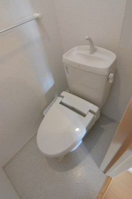 【トイレ】 | カルムメゾンⅠ | コンパクトで使いやすいトイレです