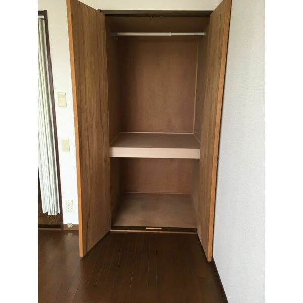 サープラスワン東郷の収納