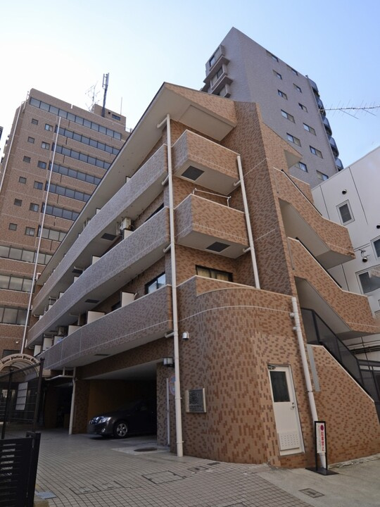 ライオンズステーションプラザ大島の外観|新耐震基準マンション、ライオンズステーションプラザ大島は即日現地案内可能となっておりますので、お気軽にお問い合わせください！