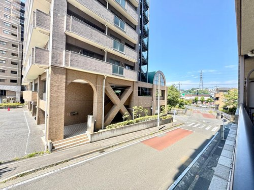 稲城ガーデニア弐番館の周辺