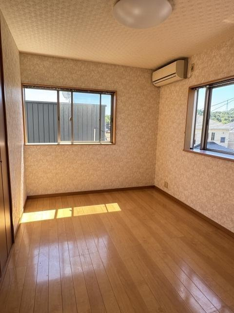 高知市瀬戸南町1丁目　中古戸建ての洋室