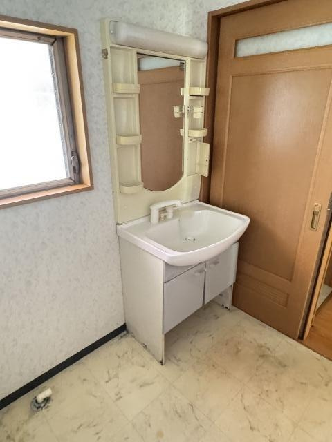 高知市瀬戸南町1丁目　中古戸建ての玄関