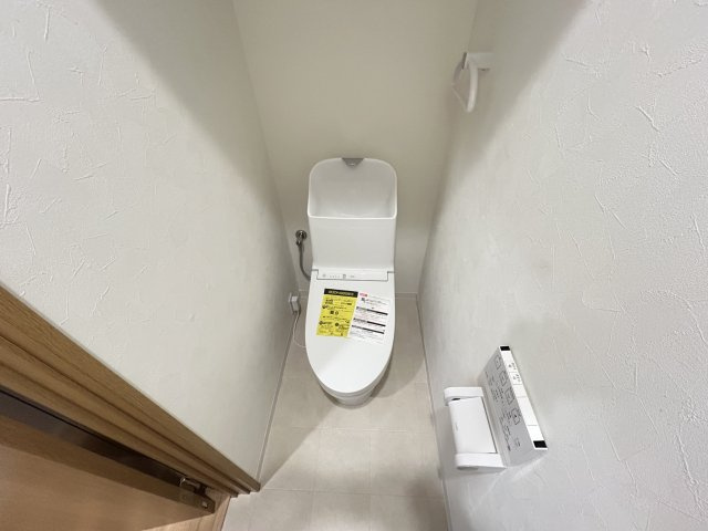 ◆リフォーム済◆スーパー・ドラッグストア・銀行・コンビニ・バス停が徒歩５分以内◆宇治市宇治野神のトイレ|トイレ