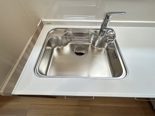 ◆リフォーム済◆スーパー・ドラッグストア・銀行・コンビニ・バス停が徒歩５分以内◆宇治市宇治野神のキッチン|シンク