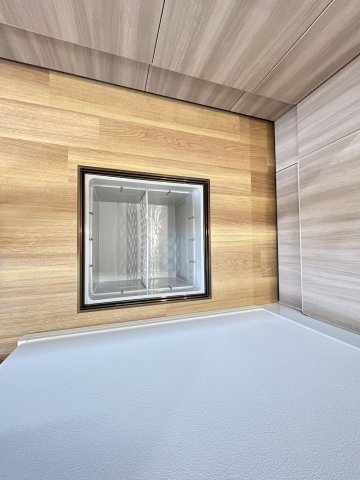 ◆リフォーム済◆スーパー・ドラッグストア・銀行・コンビニ・バス停が徒歩５分以内◆宇治市宇治野神の収納|床下収納