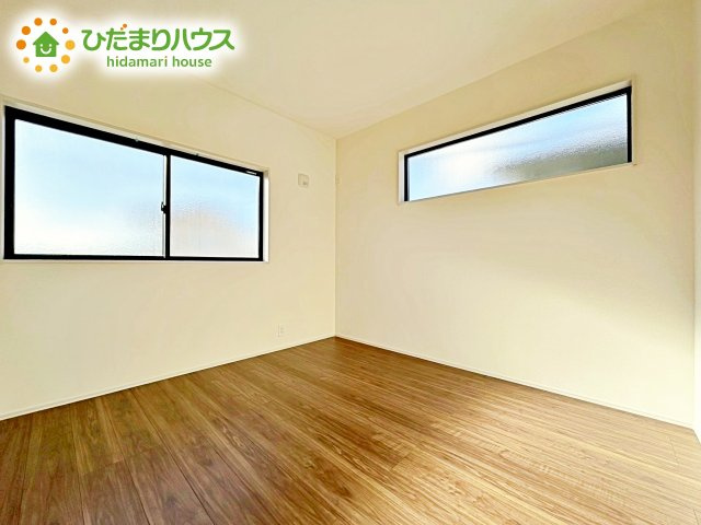 【洋室】 | 水戸見川12期　新築戸建　1号棟 | 夏場に心地良いひんやり感はフローリングならでは☆彡