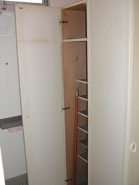 ルネパーク岸和田の玄関|シンプルで使いやすい玄関です