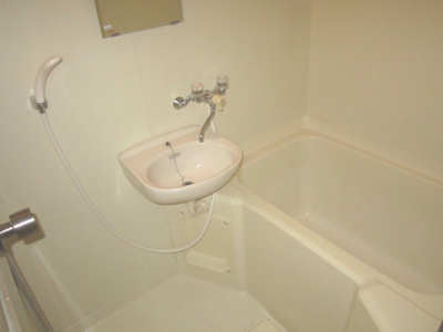 【浴室】 | ルネパーク岸和田 | きれいなお風呂です