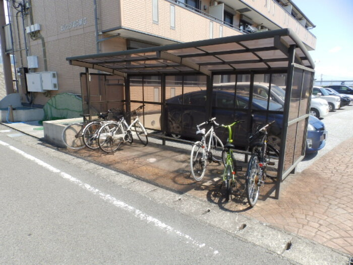 ビレッジ北久保 C棟のその他共用部分|駐輪場