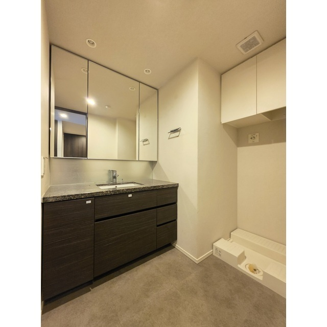 台東区池之端３丁目の賃貸マンション