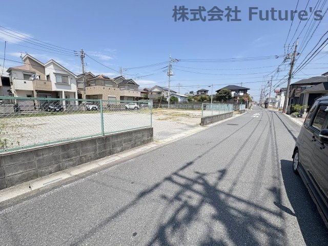 三郷市戸ケ崎1丁目　建築条件無し売地　全4区画　4号地の前面道路含む現地写真|前面道路含む現地写真です。