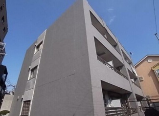 【外観】 | 鉄筋コンクリート造のがっちりとした建物。