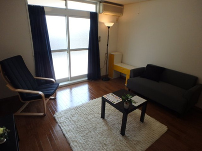 【居間・リビング】 | カサ・カルロサⅡ | おしゃれなリビングです