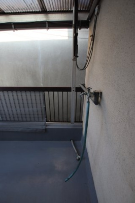 【設備】 | 汐ノ宮町戸建 | 室外洗濯機置き場