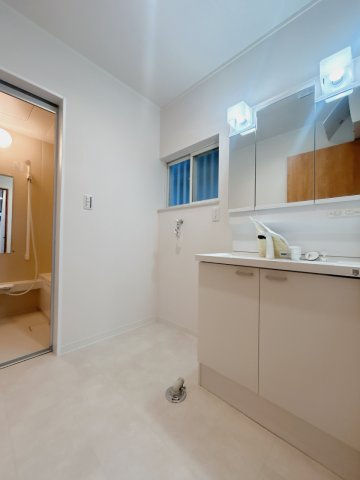 岡崎市日名本町の脱衣所