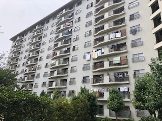 千里南町第一次住宅　A-3 棟の外観