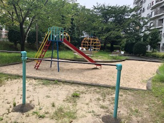 千里南町第一次住宅　A-3 棟の周辺