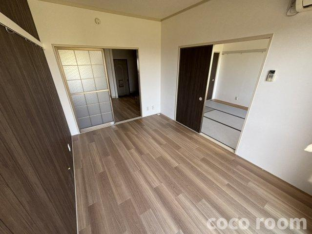 コーポみのりの居間・リビング