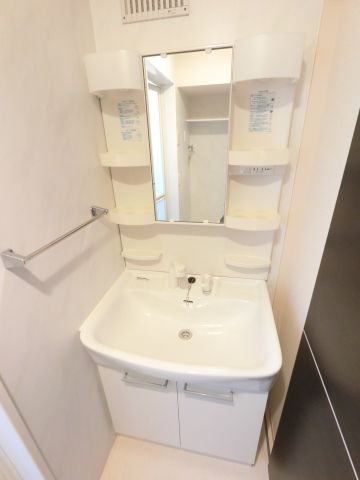 【独立洗面台】