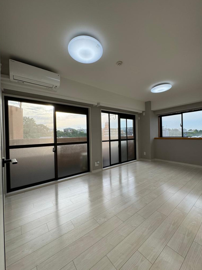 ライオンズマンション上大岡第16【仲介手数料無料】