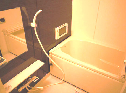 六甲壱番館の浴室|日々の疲れを癒すお風呂付です