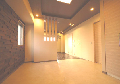 六甲壱番館のロビー|毎日通るロビーはこのようになっています