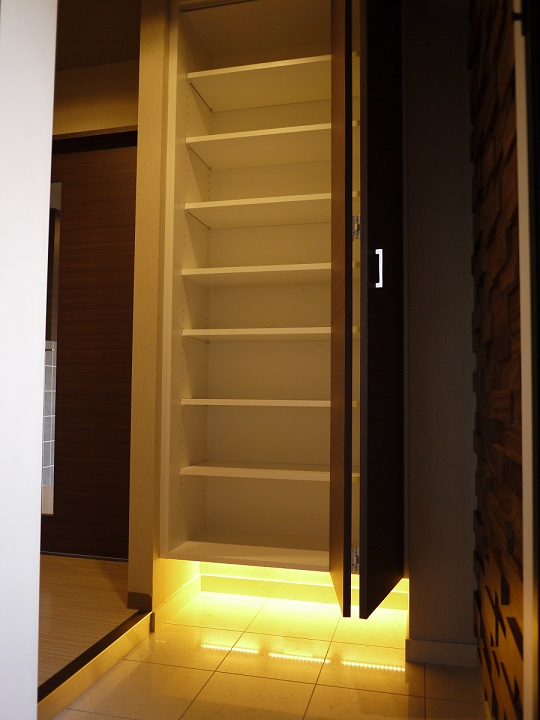 六甲壱番館の収納|大きなものも収納できそうです