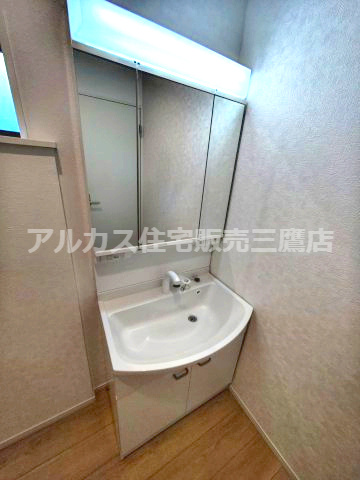 【内覧動画公開中！】調布市深大寺東町１丁目 京王線 つつじヶ丘駅 新築戸建の独立洗面台