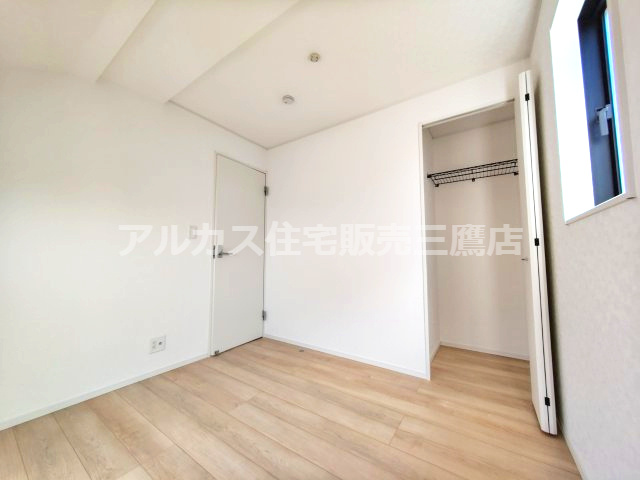 【内覧動画公開中！】調布市深大寺東町１丁目 京王線 つつじヶ丘駅 新築戸建の洋室