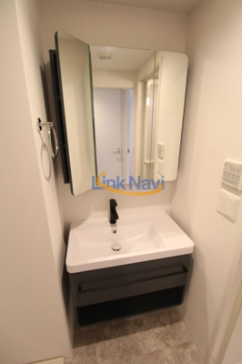 【独立洗面台】 | セレニテ江坂エクラ