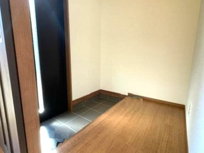 【玄関】 | 中古一戸建　高知市一宮中町3丁目