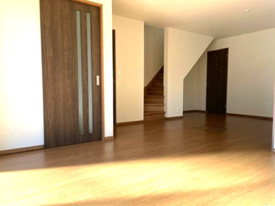 【居間・リビング】 | 中古一戸建　高知市一宮中町3丁目