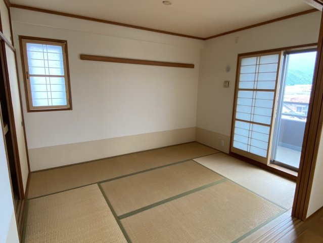 ポレスター神拝アクアステージの和室