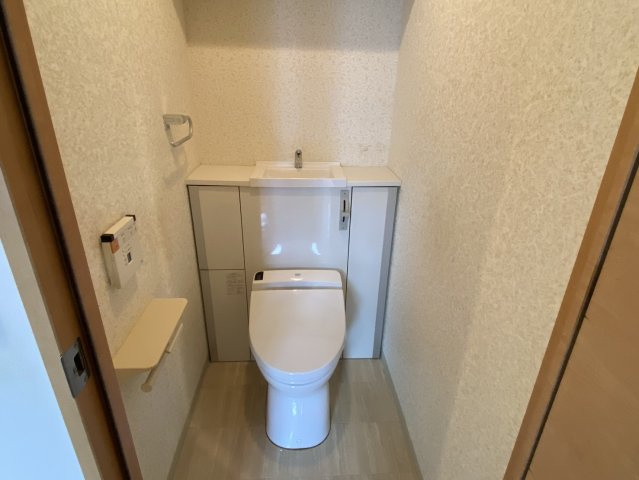 ポレスター神拝アクアステージのトイレ