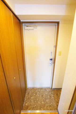 シャルム橋本3　仲介手数料の玄関