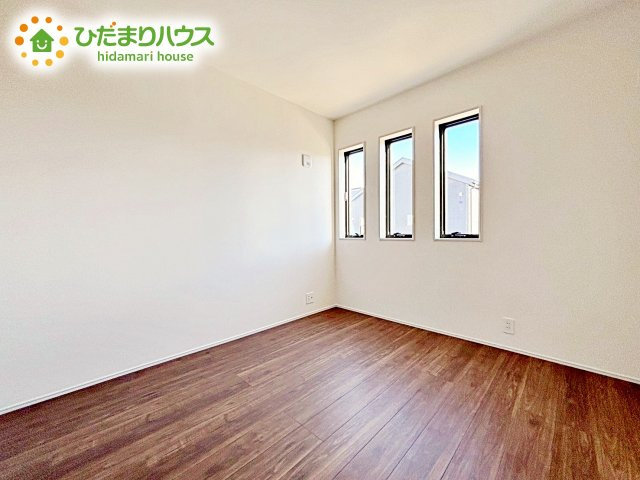 【洋室】 | 水戸見川12期　新築戸建　3号棟 | シンプルな内観ですのでさまざまなインテリアスタイルを楽しめます。