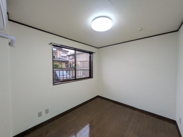 SFKマンションの洋室