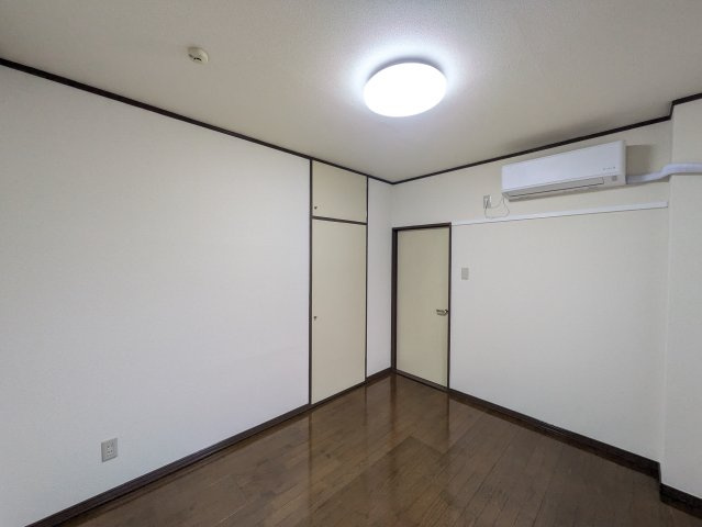 SFKマンションの洋室