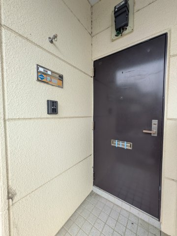 SFKマンションの玄関