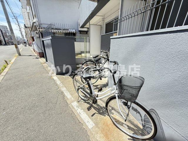 野江サンマンションの駐車場