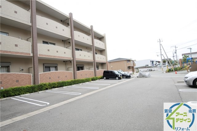 パストラルメゾン・グランの駐車場