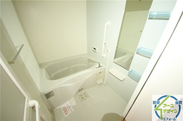 パストラルメゾン・グランの浴室|※類似部屋