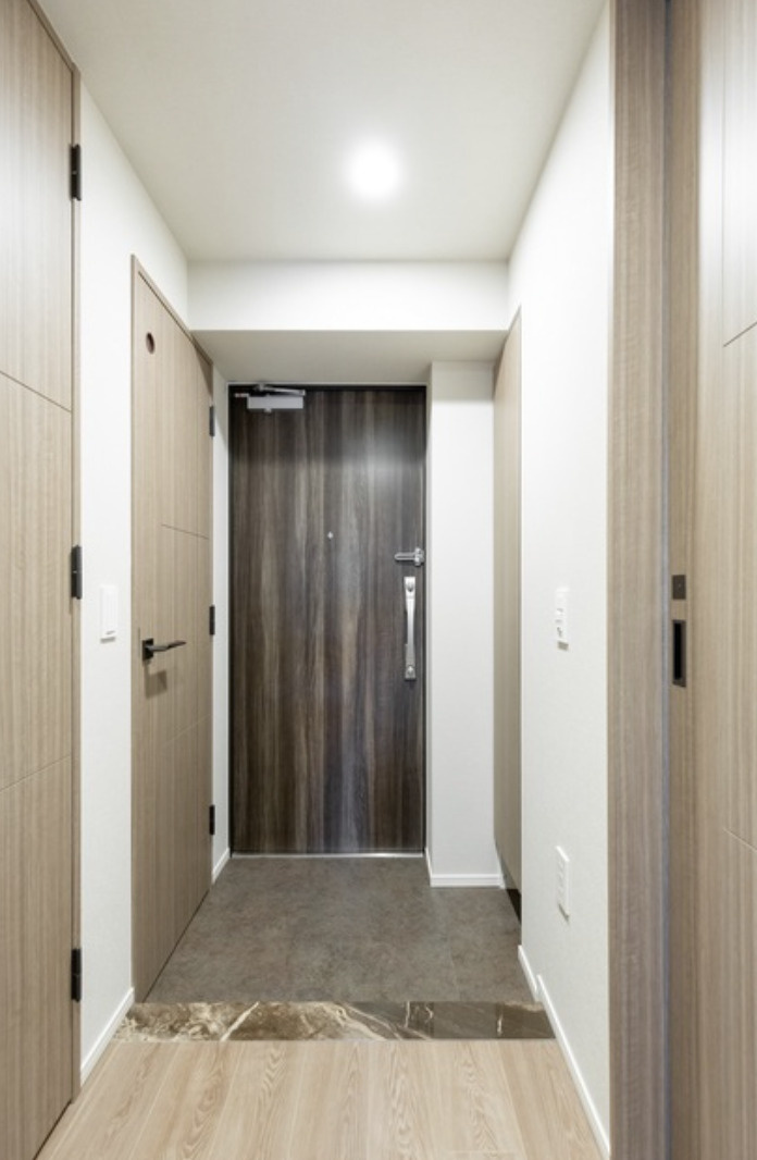 テラス月島の玄関