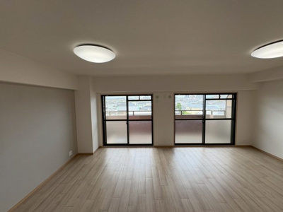 【居間・リビング】 | ベルク浜寺公園