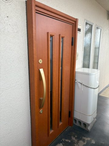 ダイヤモンドハイツの玄関