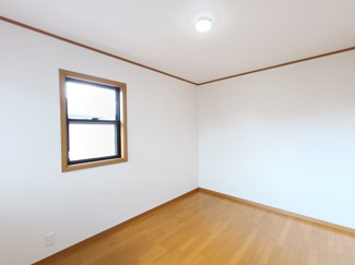 【洋室】 | リスタイル西志津8丁目 | 子供部屋や書斎にぴったりの洋室。