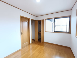 【洋室】 | リスタイル西志津8丁目 | 収納充実でお部屋を広く使える設計。