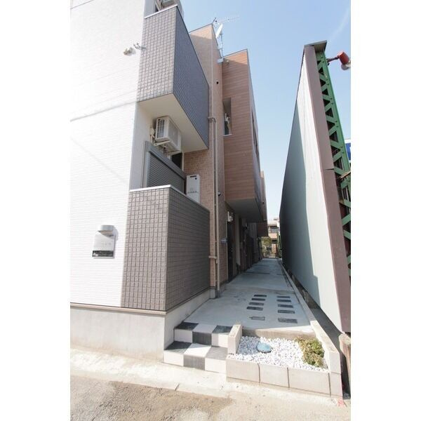 イデアーレ尼ケ坂　名古屋市賃貸　仲介手数料無料のエントランス