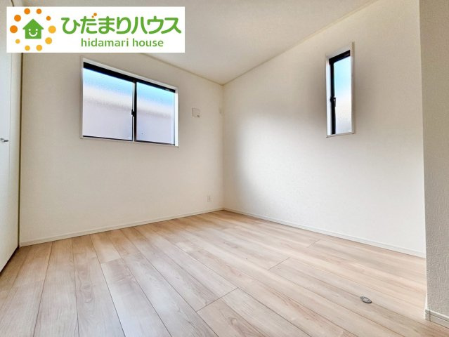 七光台第18　新築戸建　4号棟の洋室|お掃除しやすく、清潔感を保てるのでダニも発生しにくいフローリング♪							
